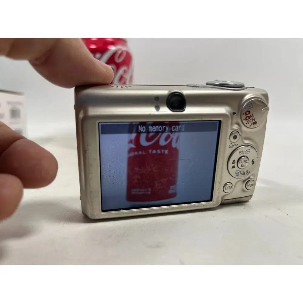 CANON PowerShot SD550 Digital ELPH Camera 7.1MP with Battery Gold Tested
